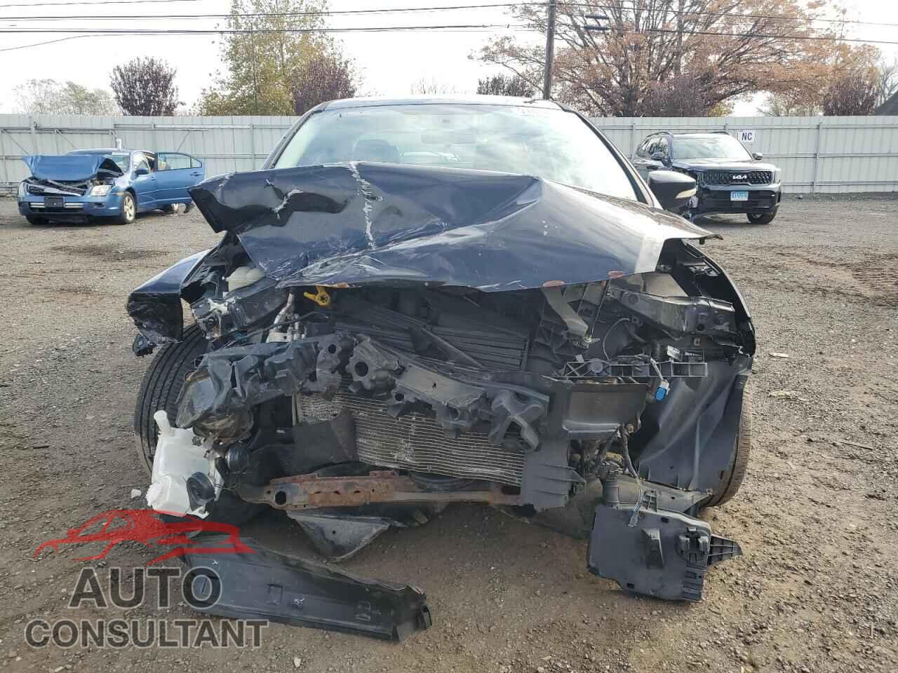 FORD FOCUS 2013 - 1FADP3F28DL348517