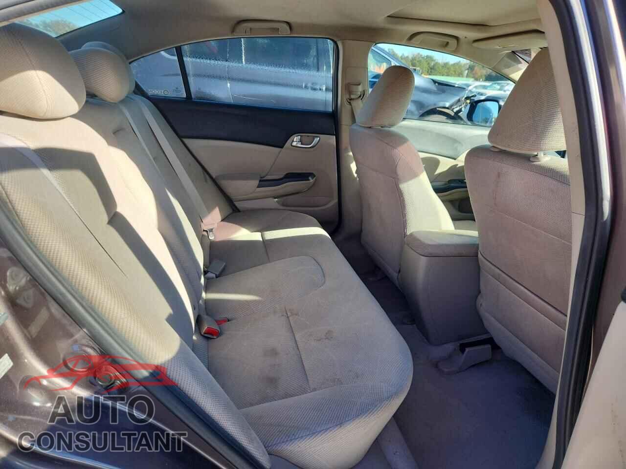 HONDA CIVIC 2012 - 2HGFB2F82CH527083