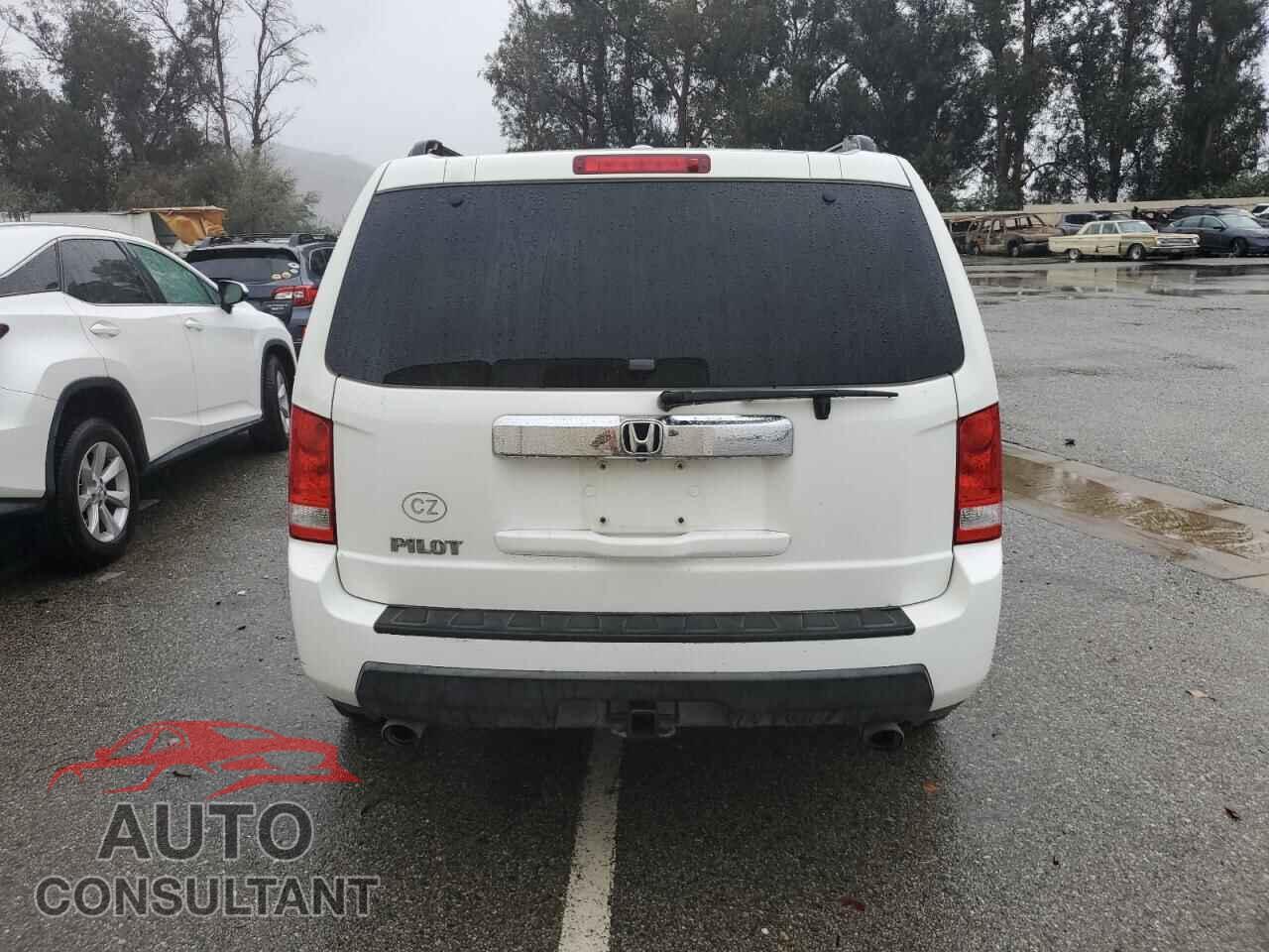 HONDA PILOT 2009 - 5FNYF38559B023033