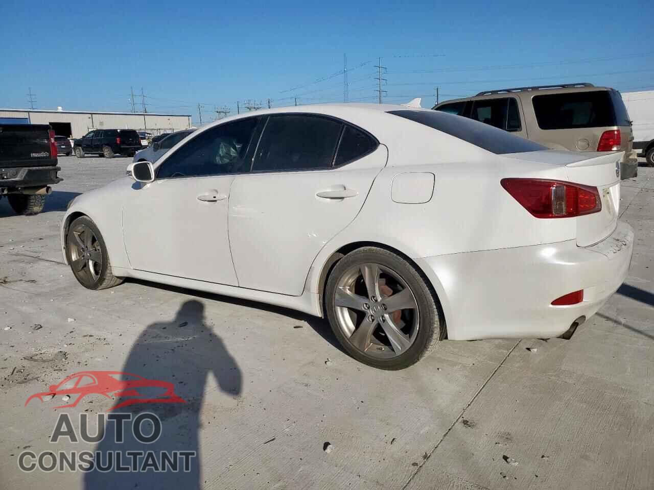 LEXUS IS 2011 - JTHBF5C26B5135053