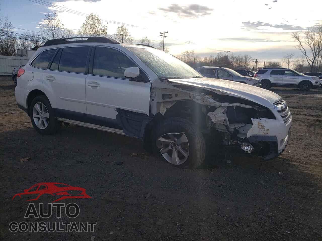 SUBARU OUTBACK 2013 - 4S4BRBGC3D3200543