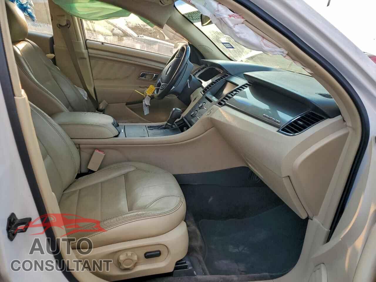 FORD TAURUS 2015 - 1FAHP2E86FG174881