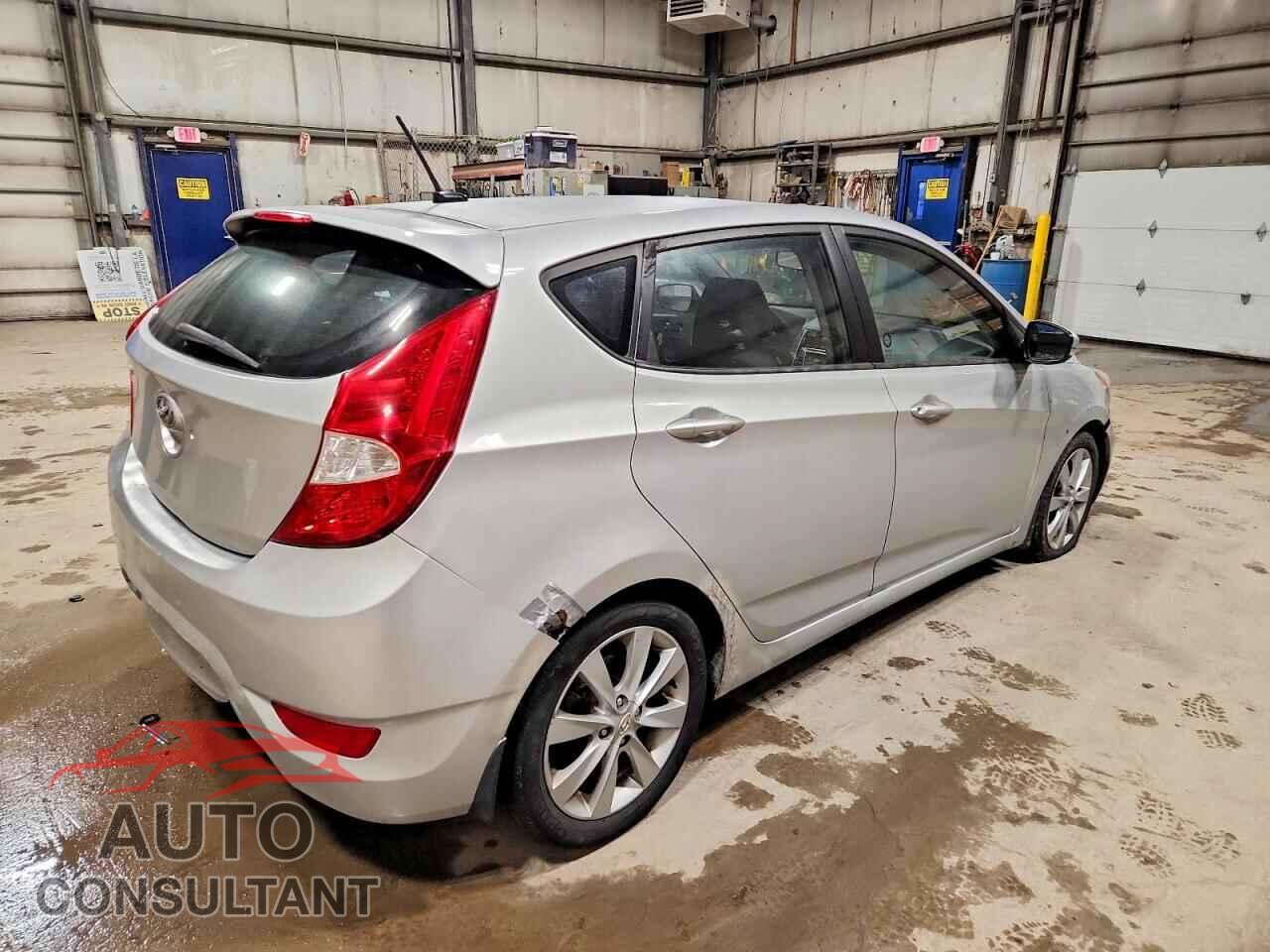 HYUNDAI ACCENT 2012 - KMHCU5AEXCU056643