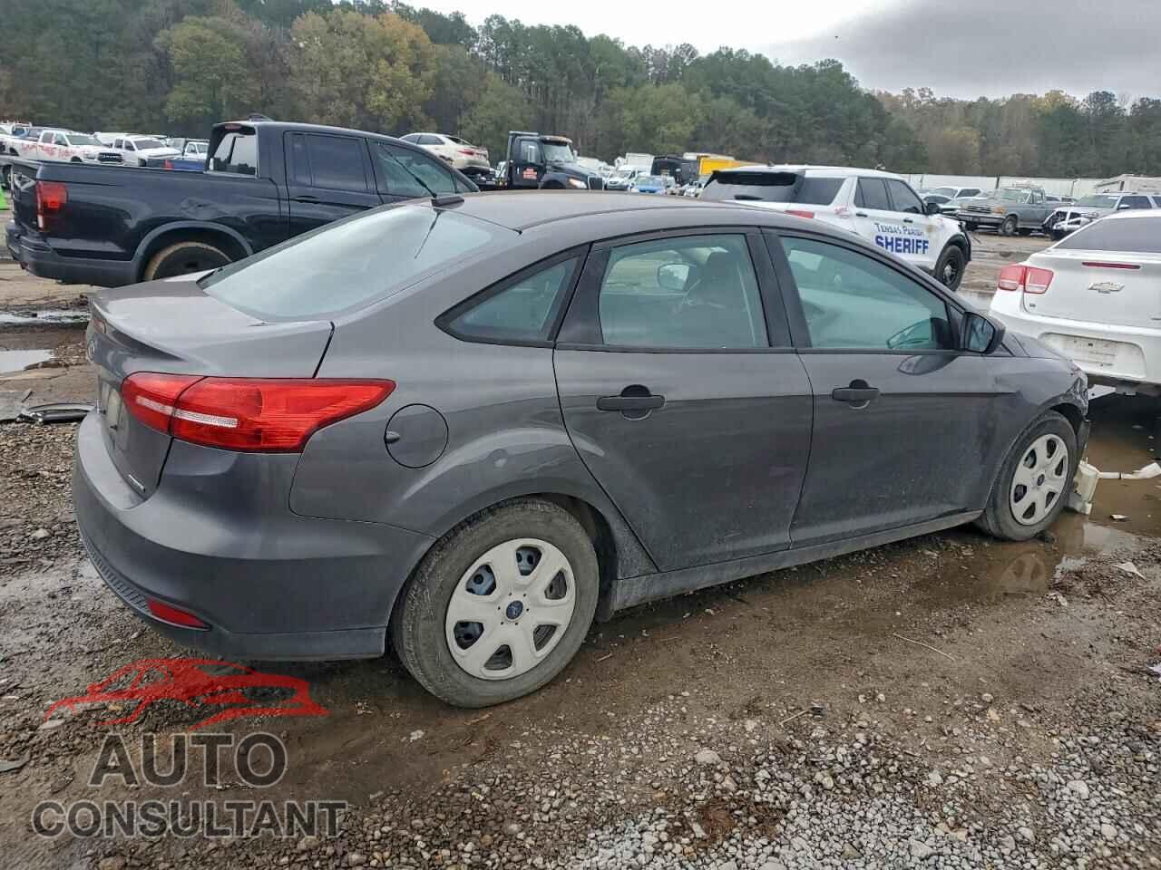 FORD FOCUS 2016 - 1FADP3E28GL266471