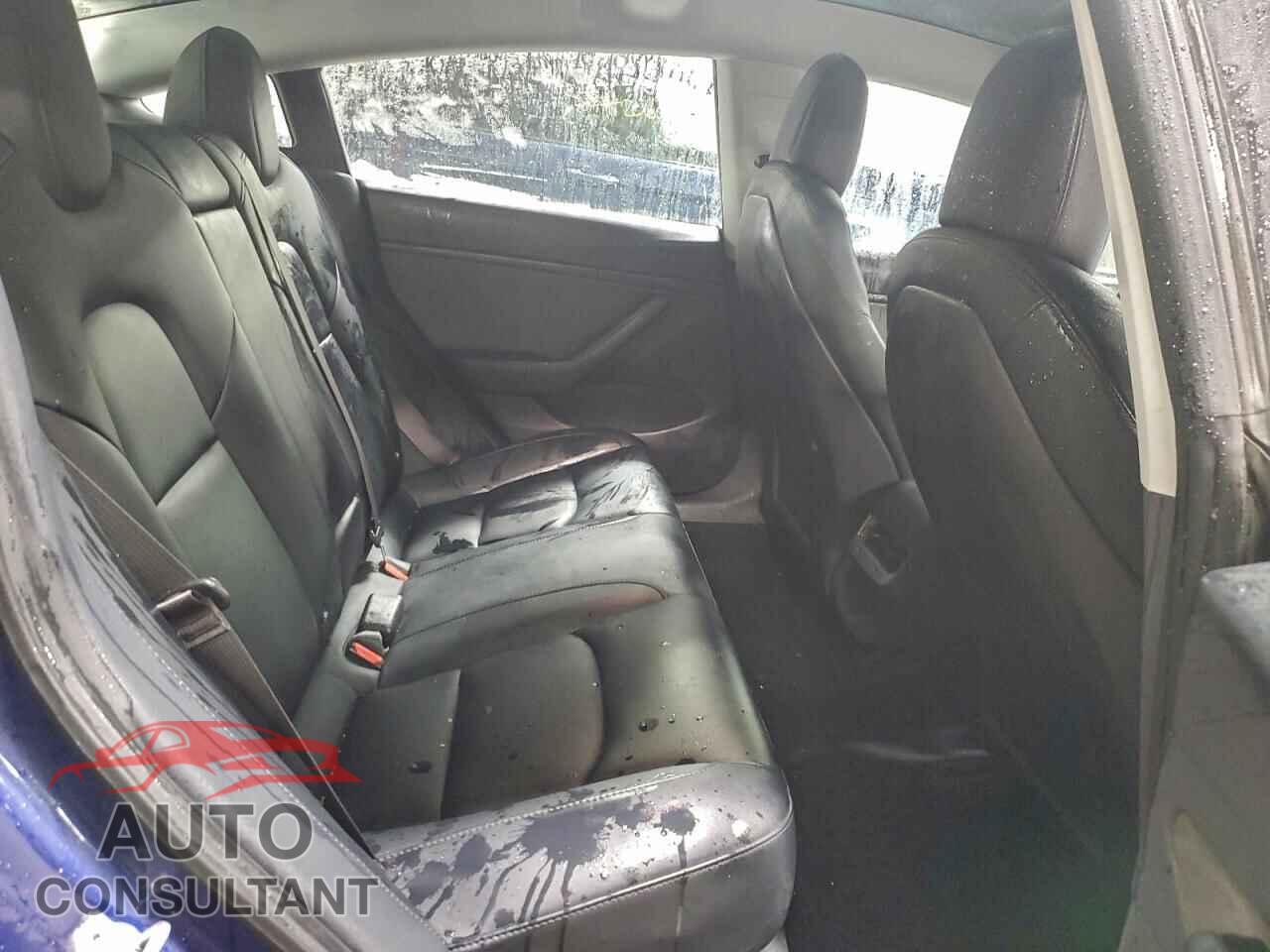TESLA MODEL 3 2018 - 5YJ3E1EB1JF095198