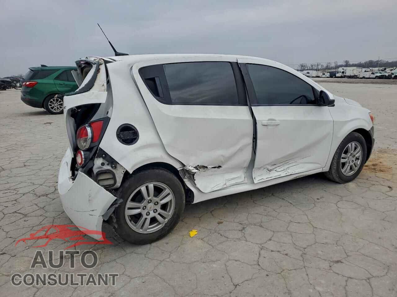 CHEVROLET SONIC 2012 - 1G1JA6SH0C4167701