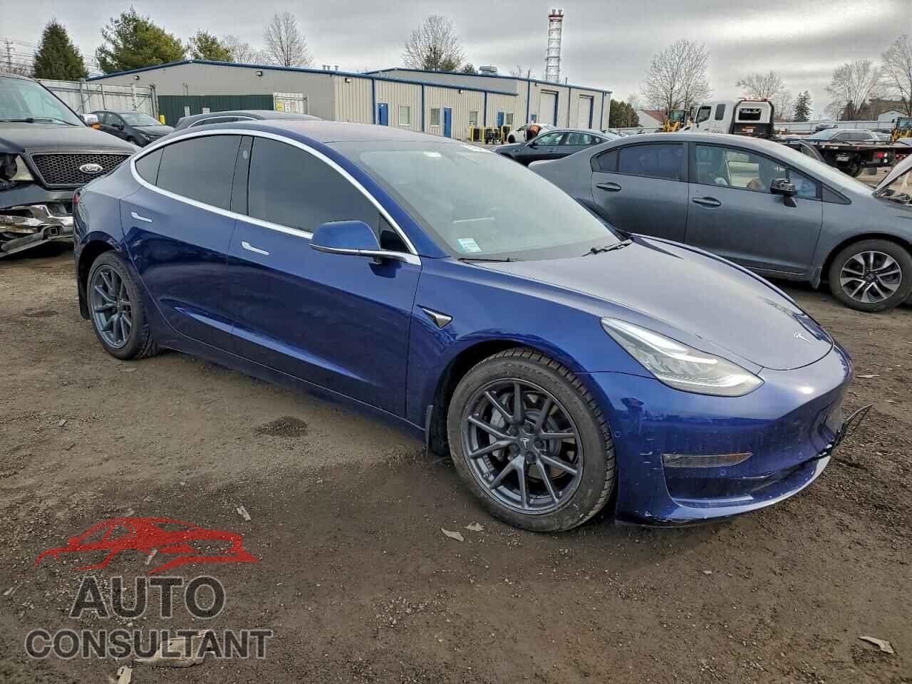 TESLA MODEL 3 2018 - 5YJ3E1EA1JF013123