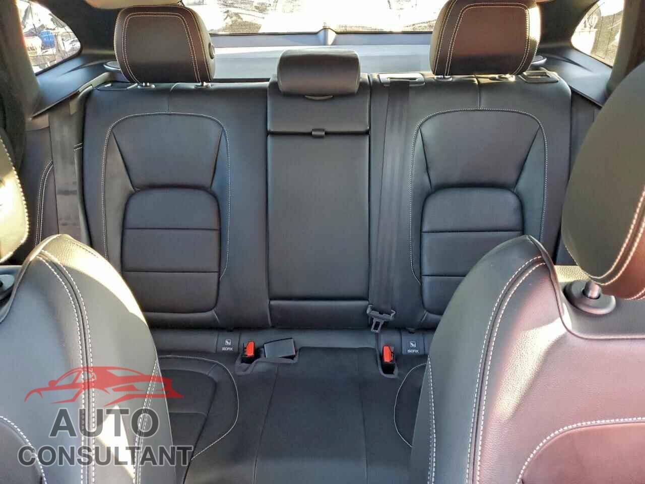JAGUAR F-PACE 2017 - SADCL2BV5HA046989