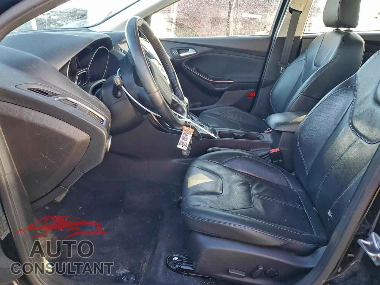 FORD FOCUS 2017 - 1FADP3N20HL219050
