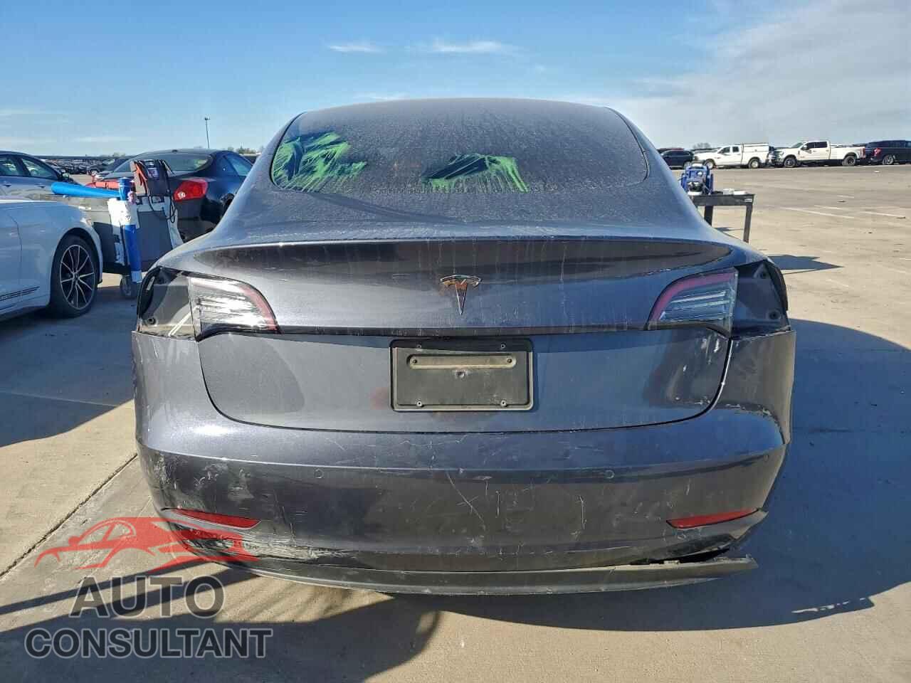 TESLA MODEL 3 2022 - 5YJ3E1EA2NF131154