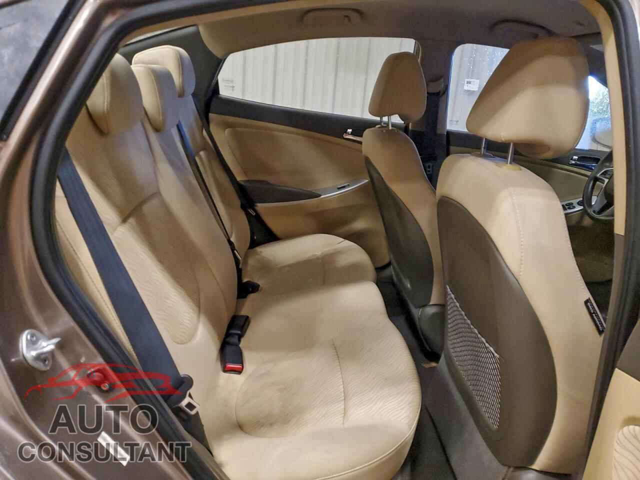 HYUNDAI ACCENT 2012 - KMHCU4AE6CU227432