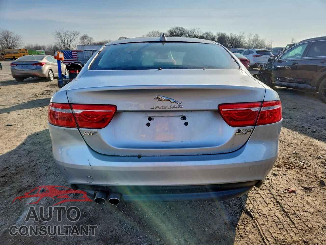 JAGUAR XE 2017 - SAJAS4BN2HCP16702