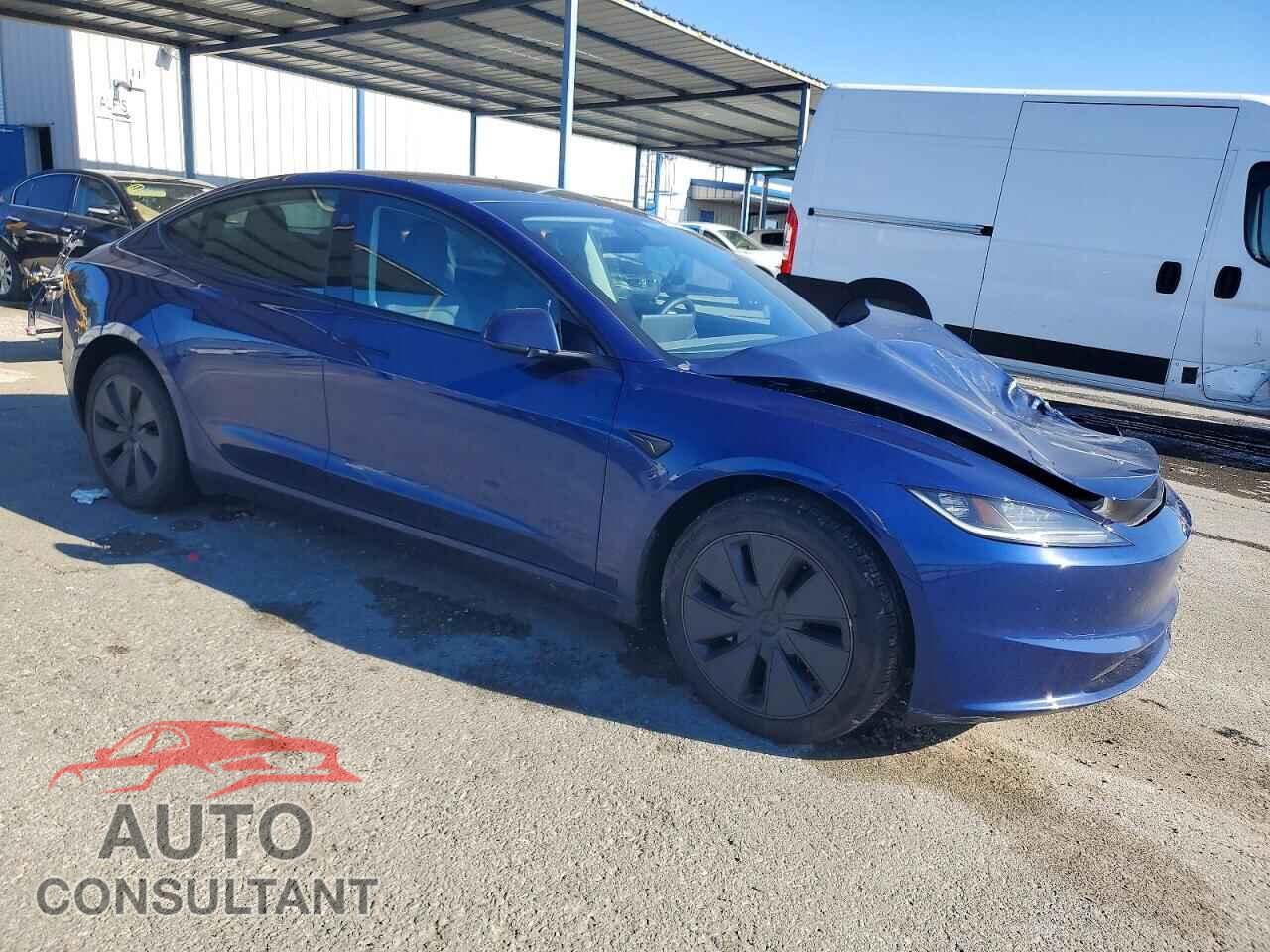 TESLA MODEL 3 2025 - 5YJ3E1EB0SF906152