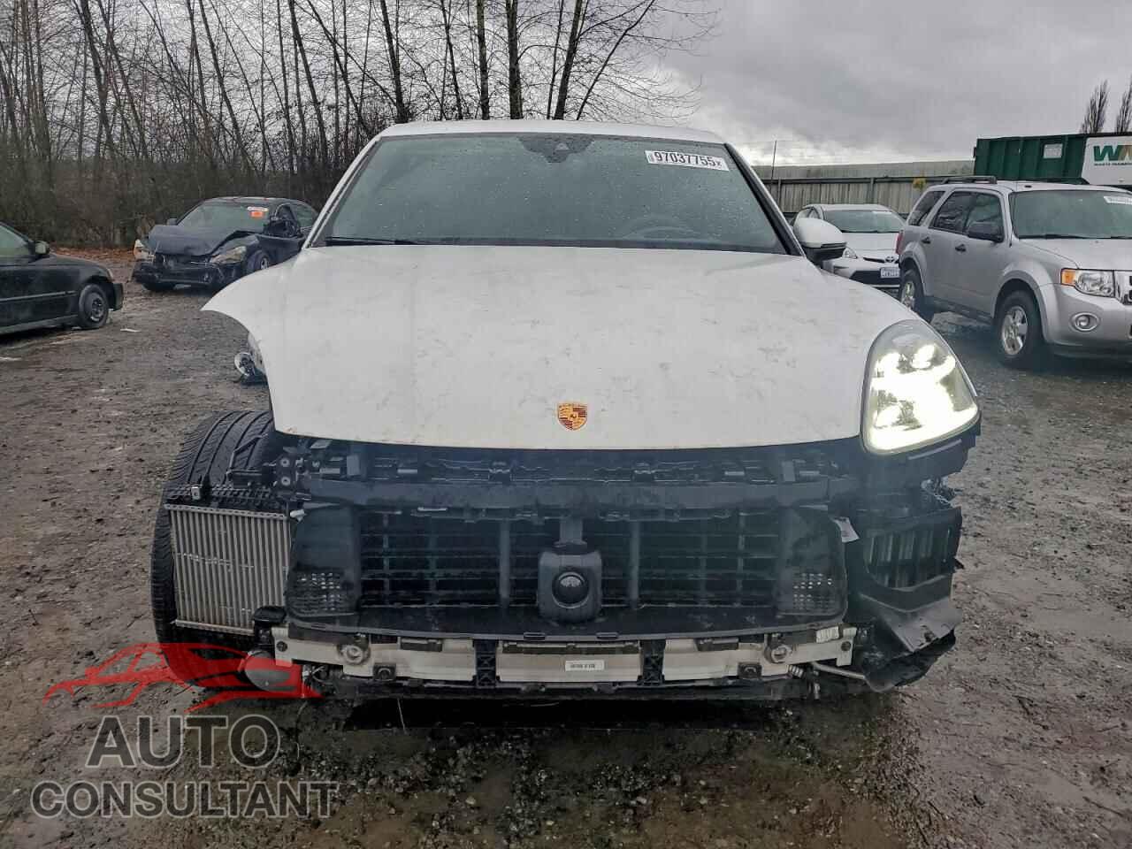 PORSCHE CAYENNE 2021 - WP1AA2AY2MDA05912