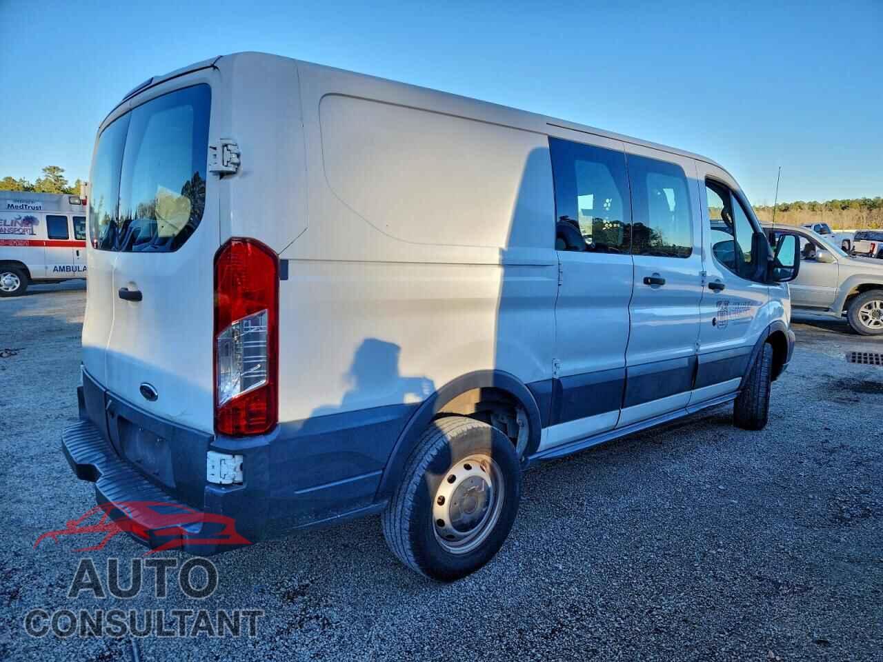 FORD TRANSIT 2017 - 1FTYR1ZM7HKA31301