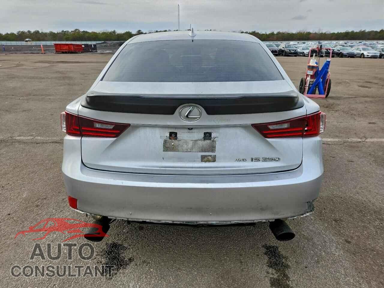 LEXUS IS 2015 - JTHCF1D28F5025994