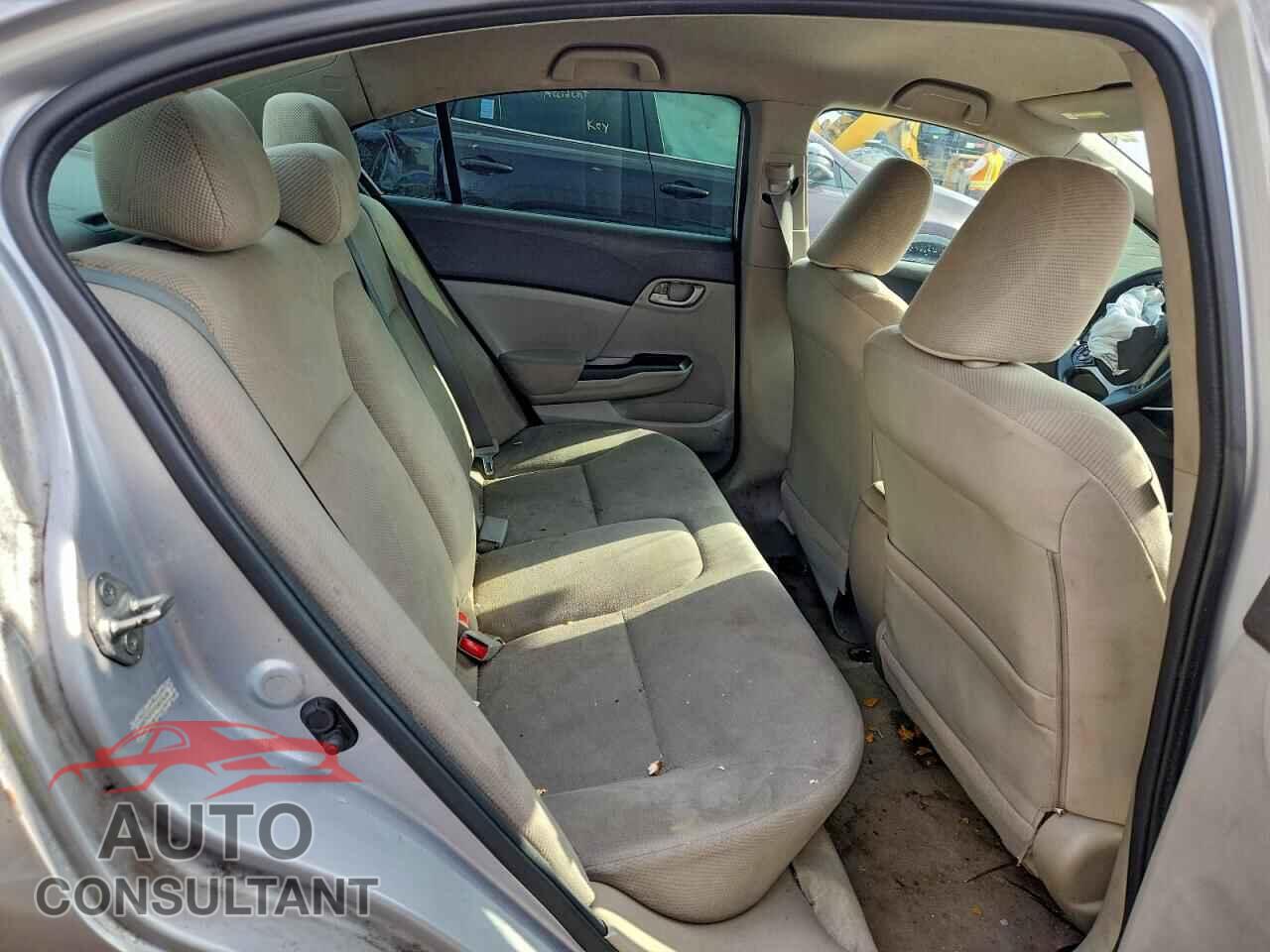 HONDA CIVIC 2012 - 2HGFB2F27CH515698