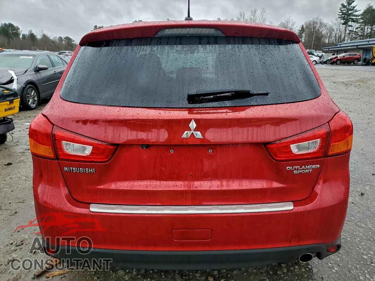 MITSUBISHI OUTLANDER 2015 - 4A4AR4AU2FE010536