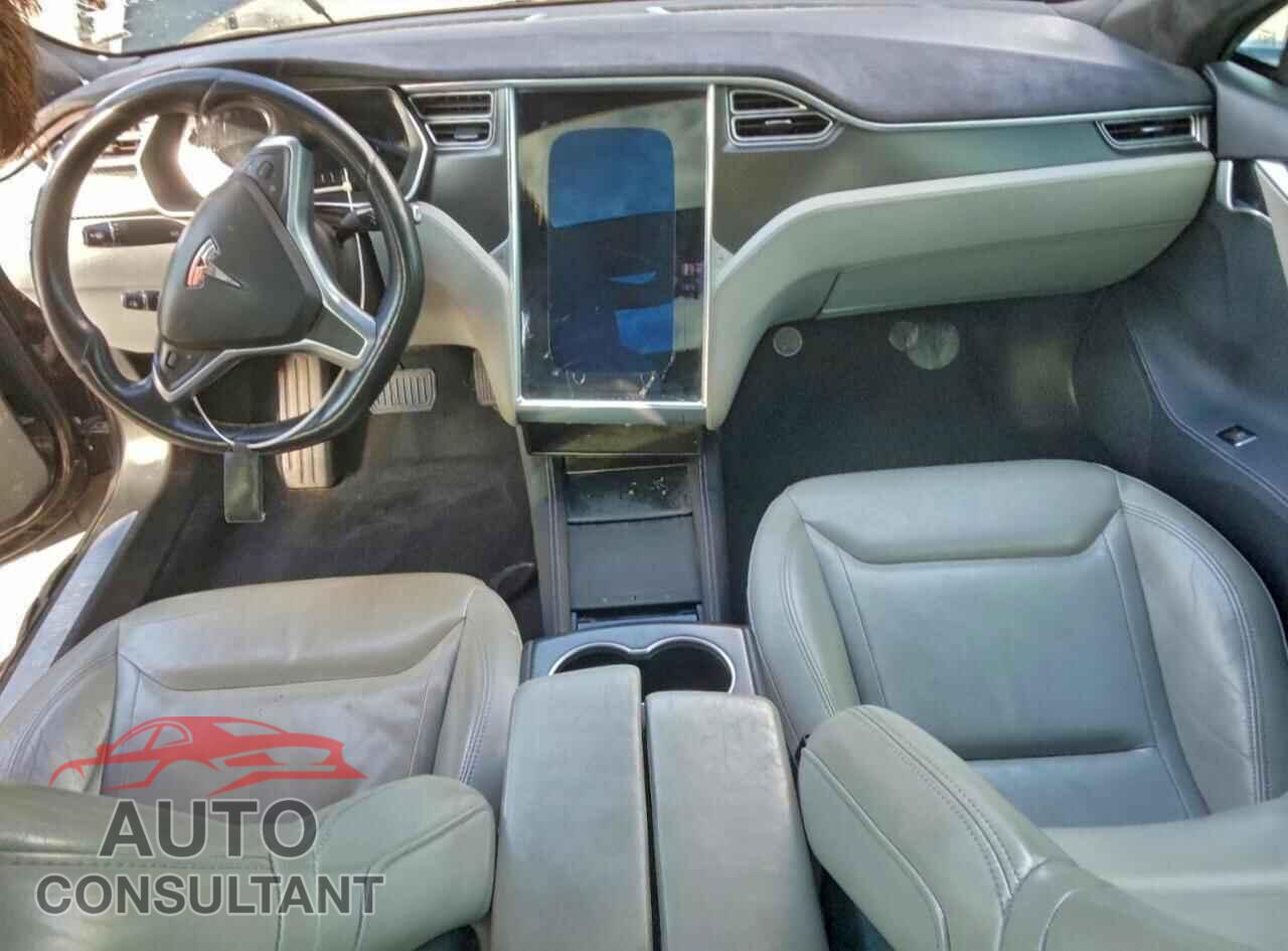 TESLA MODEL S 2015 - 5YJSA1E25FF106797