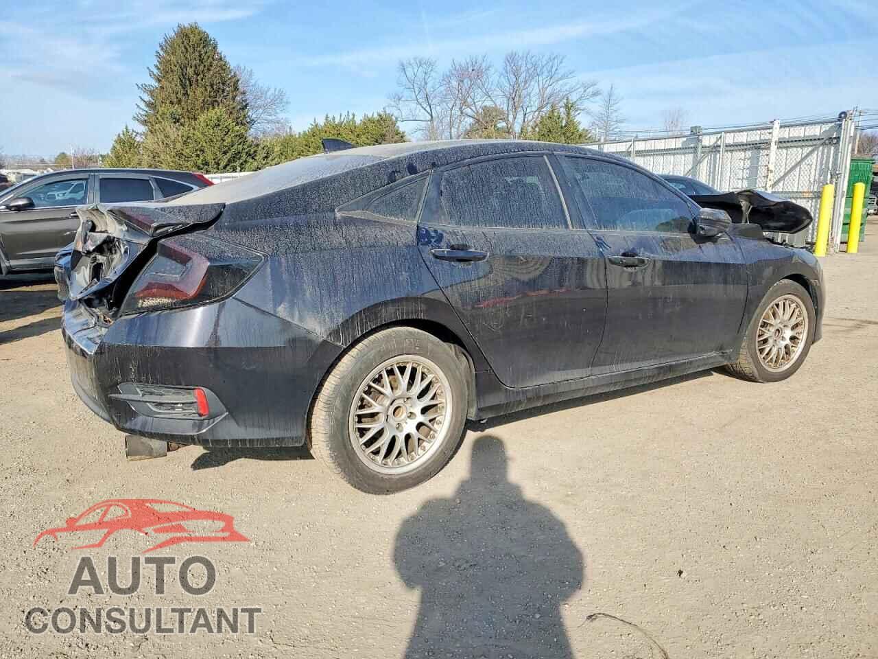 HONDA CIVIC 2017 - 2HGFC2F76HH556355