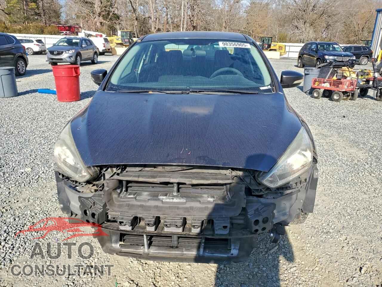 FORD FOCUS 2015 - 1FADP3F24FL329708