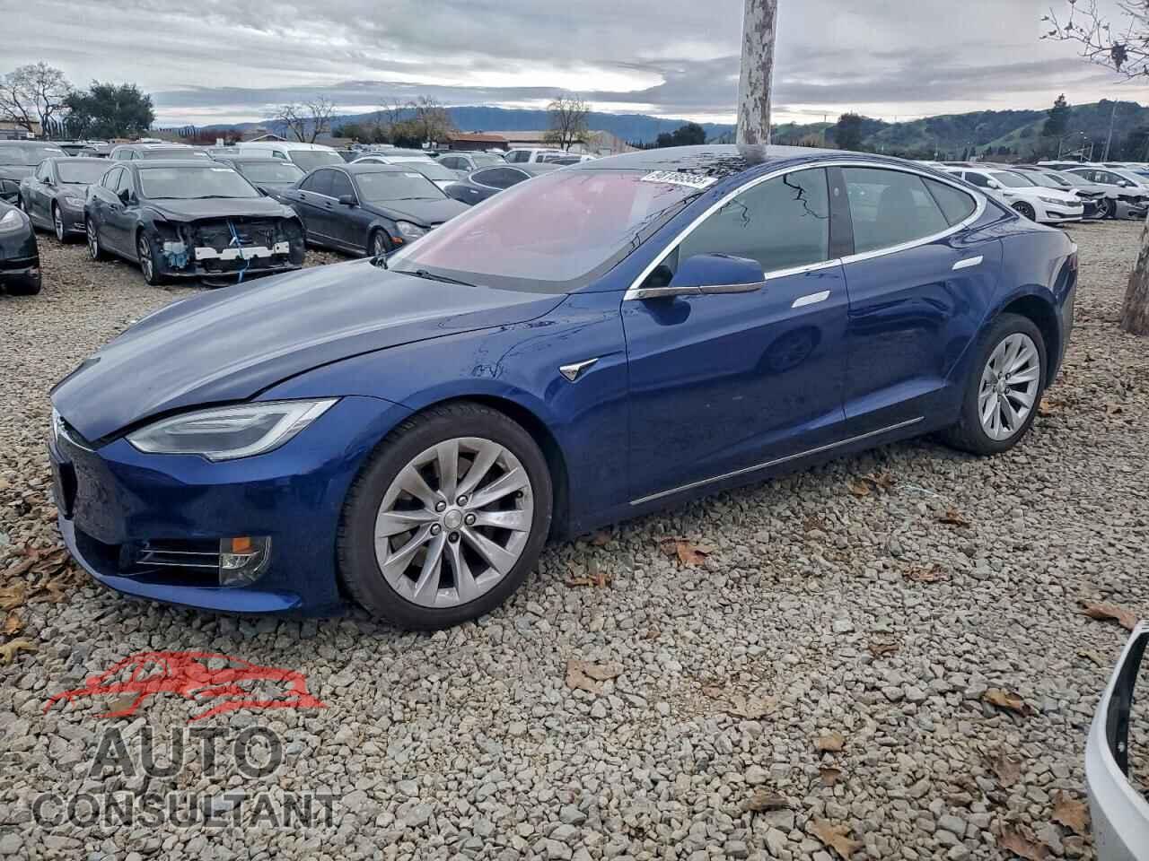 TESLA MODEL S 2017 - 5YJSA1E12HF213610