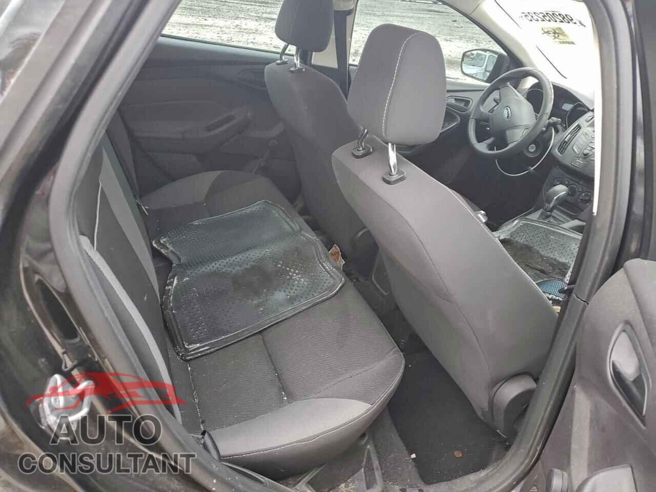 FORD FOCUS 2014 - 1FADP3E23EL203436