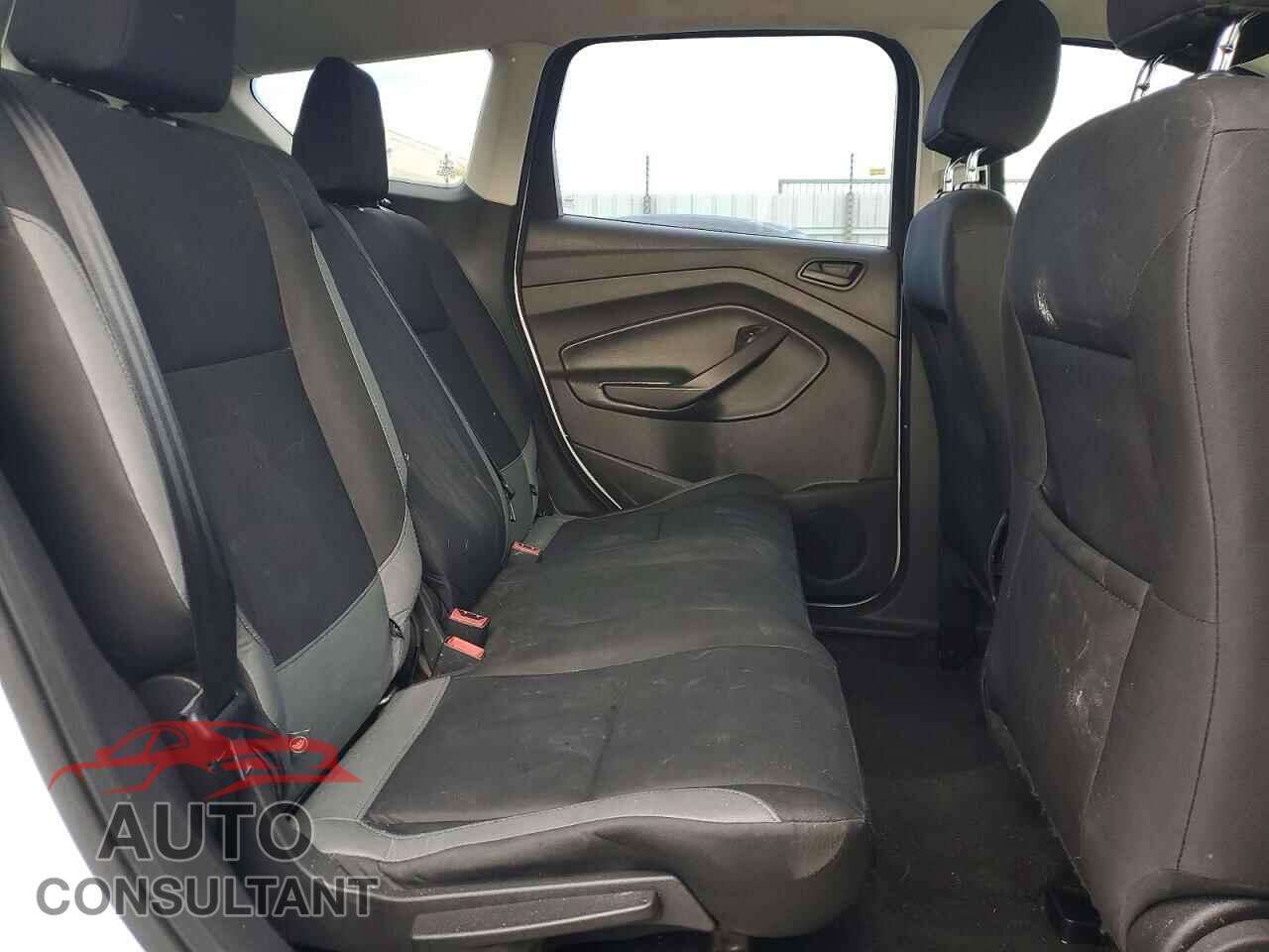 FORD ESCAPE 2015 - 1FMCU0F79FUB81490