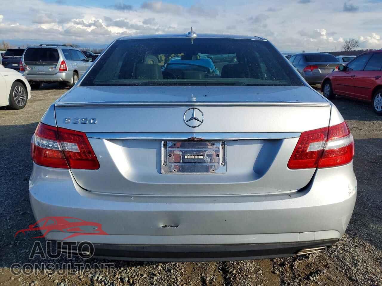 MERCEDES-BENZ E-CLASS 2012 - WDDHF5KB0CA657284