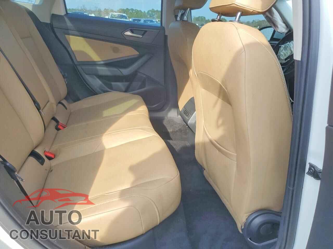 VOLKSWAGEN JETTA 2020 - 3VWEB7BU1LM012360