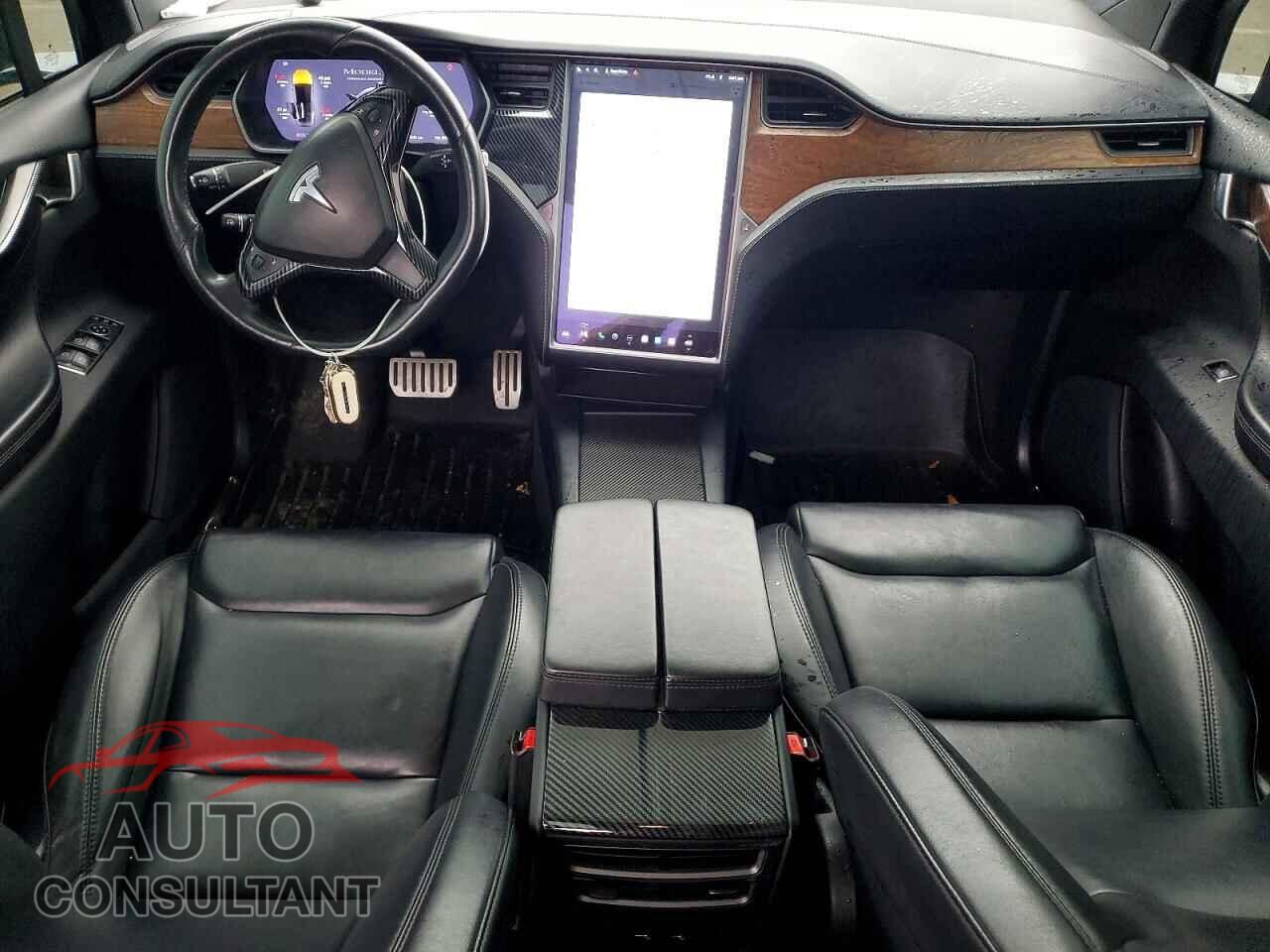 TESLA MODEL X 2020 - 5YJXCBE46LF262530