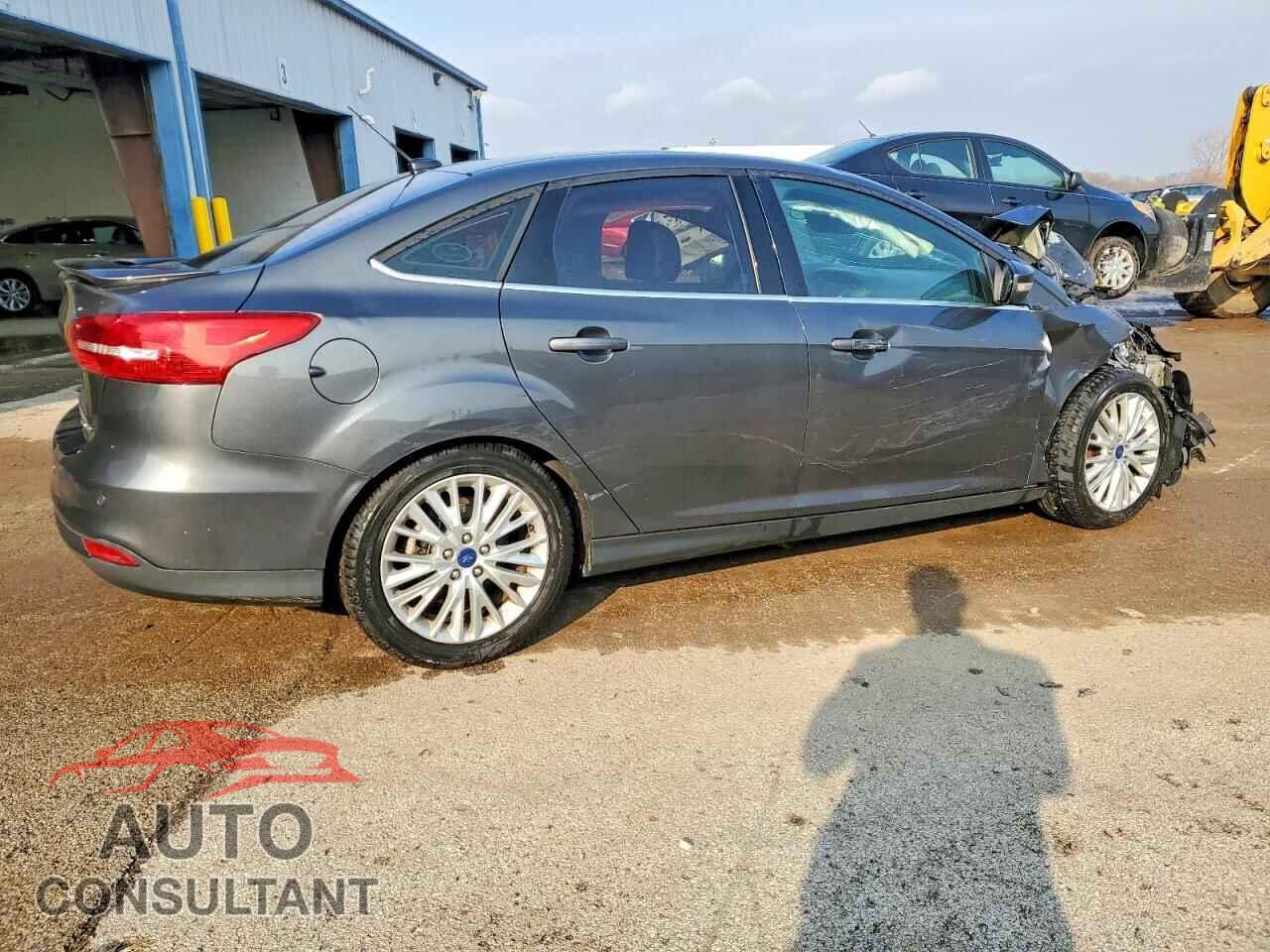 FORD FOCUS 2017 - 1FADP3J27HL259910