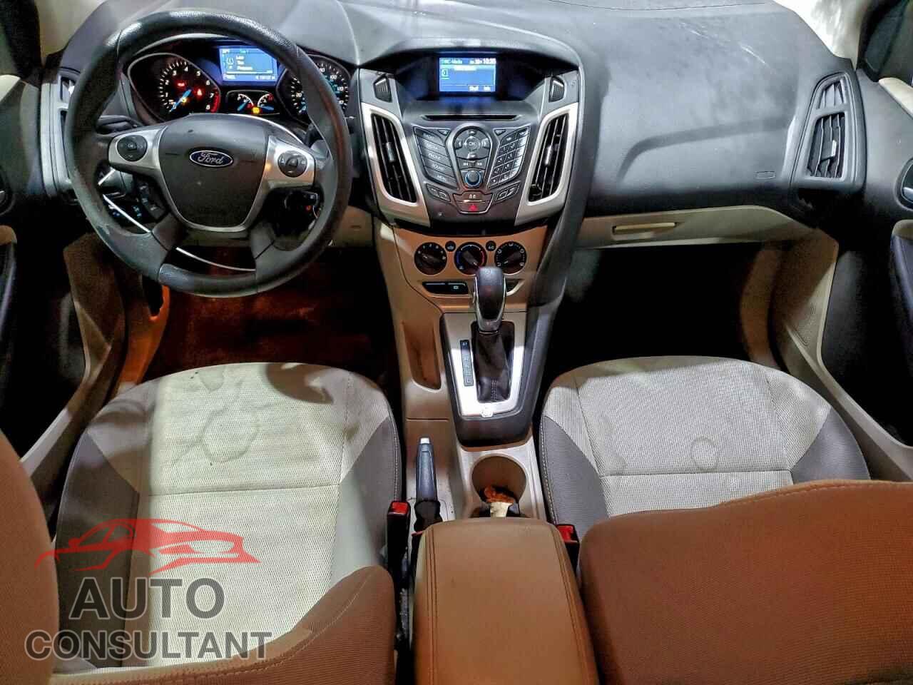 FORD FOCUS 2014 - 1FADP3F20EL215123