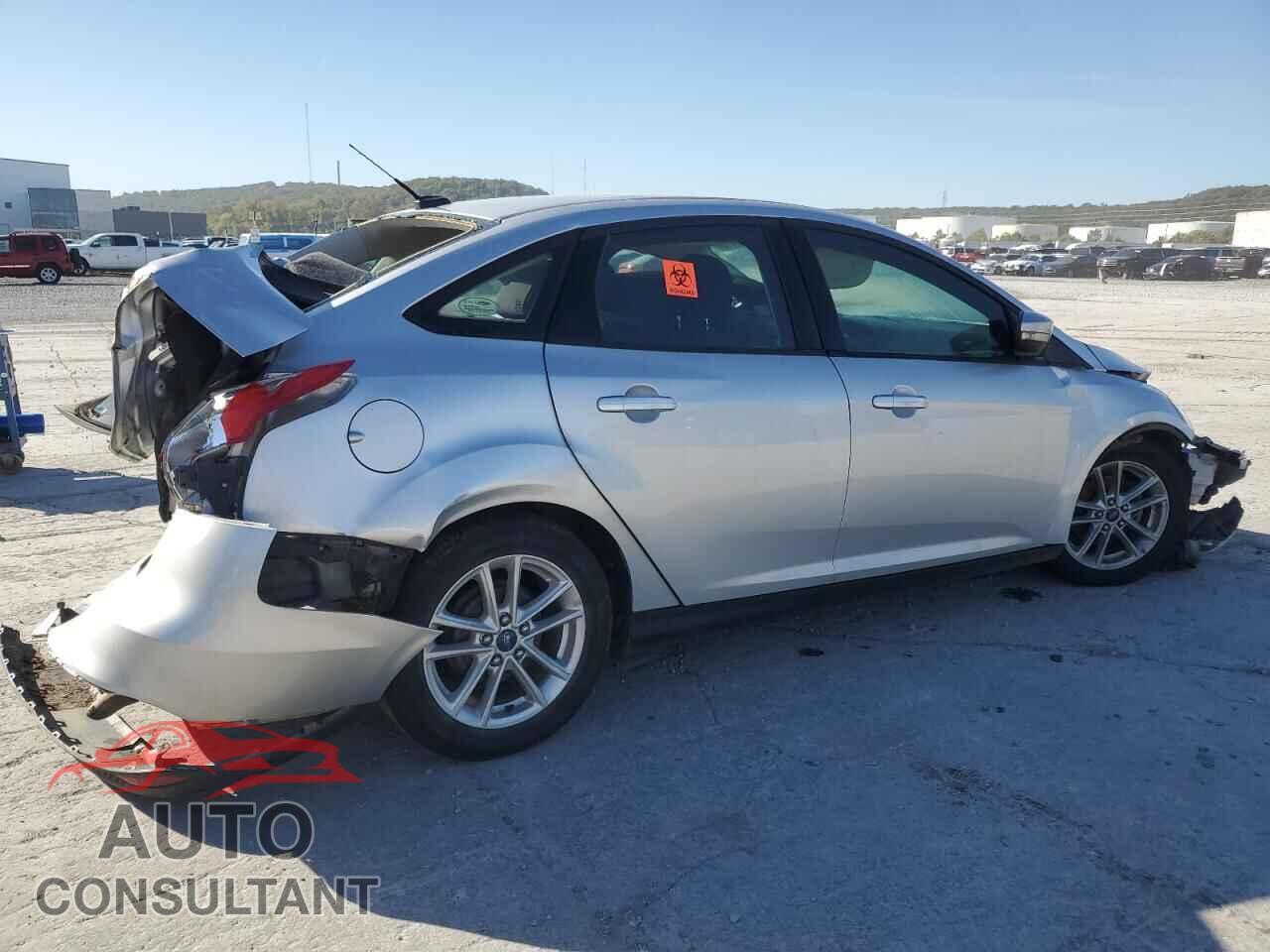 FORD FOCUS 2015 - 1FADP3F23FL343079