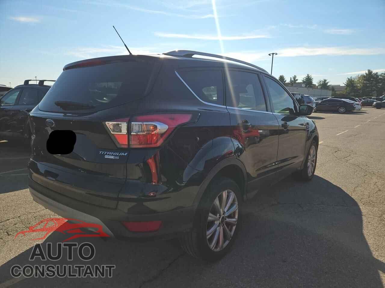 FORD ESCAPE 2017 - 1FMCU9JD7HUB88314