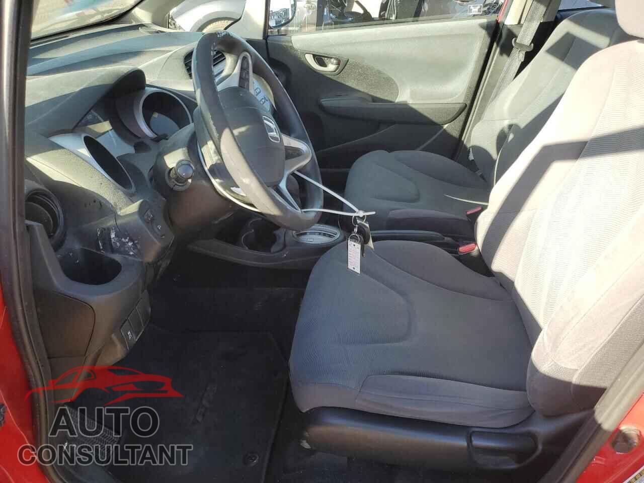 HONDA FIT 2013 - JHMGE8H33DC007718