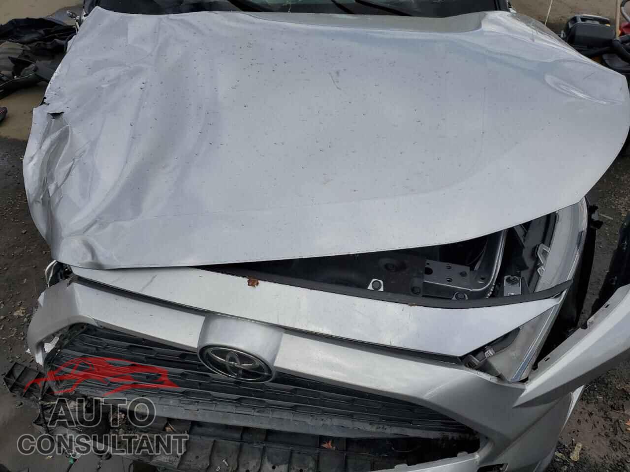 TOYOTA RAV4 2019 - JTMP1RFV6KD040307