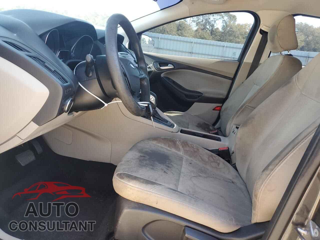 FORD FOCUS 2017 - 1FADP3F24HL317108