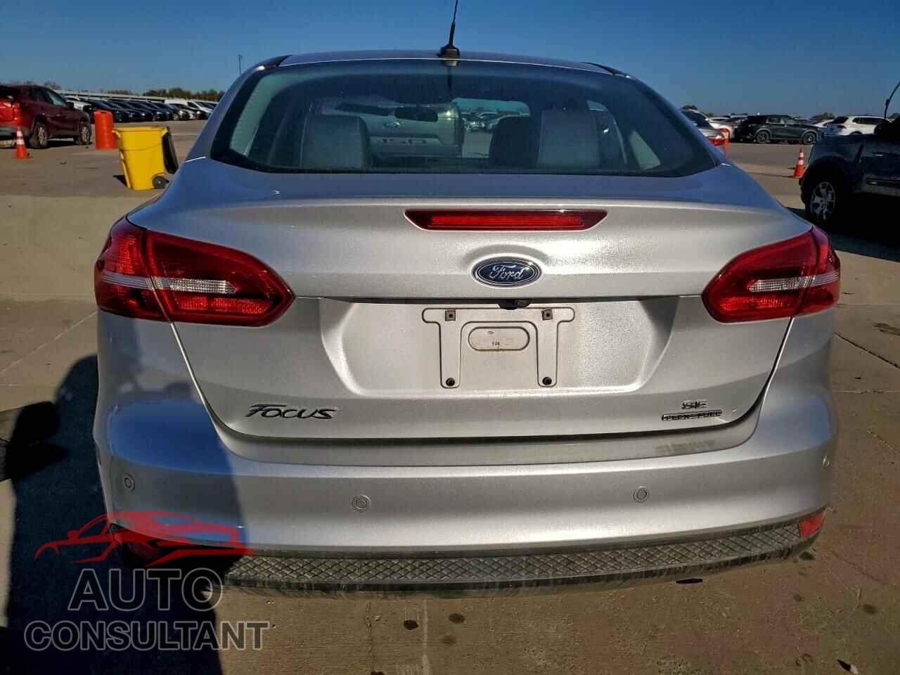FORD FOCUS 2016 - 1FADP3F2XGL404686