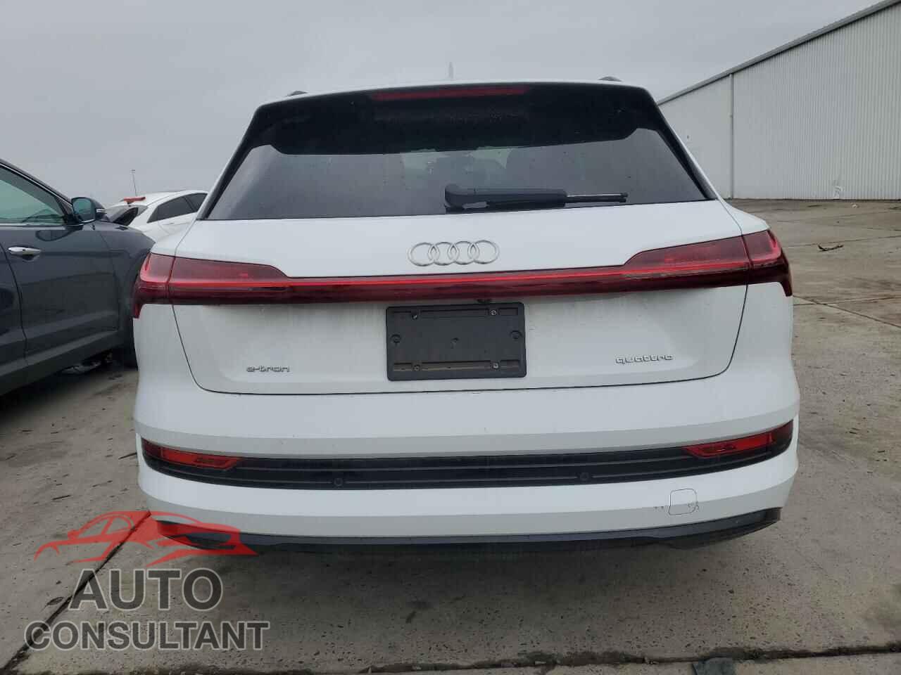 AUDI E-TRON 2021 - WA1AAAGE2MB010087