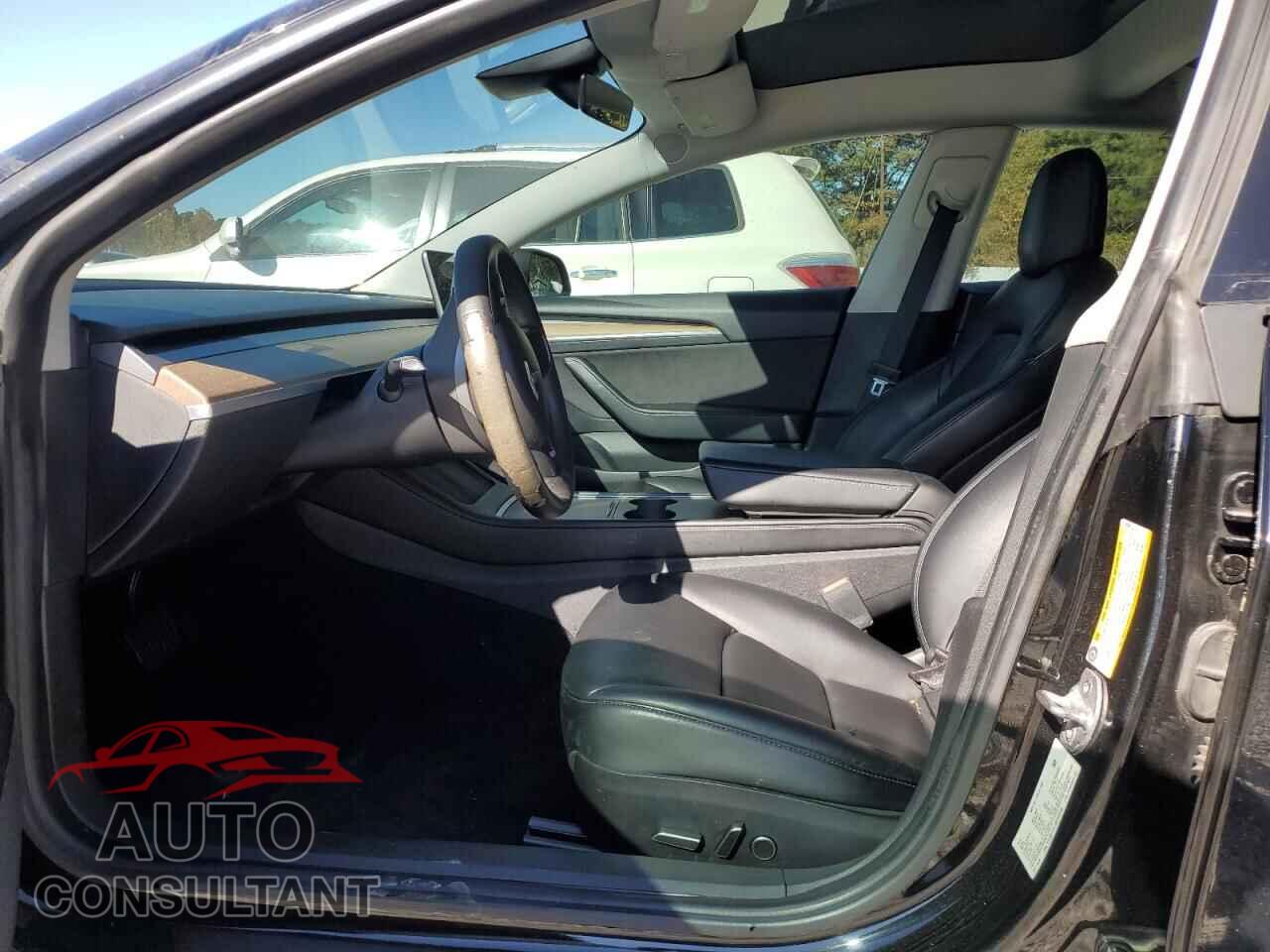 TESLA MODEL 3 2021 - 5YJ3E1EA1MF085590