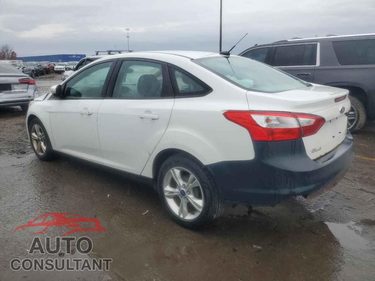 FORD FOCUS 2014 - 1FADP3F29EL228565