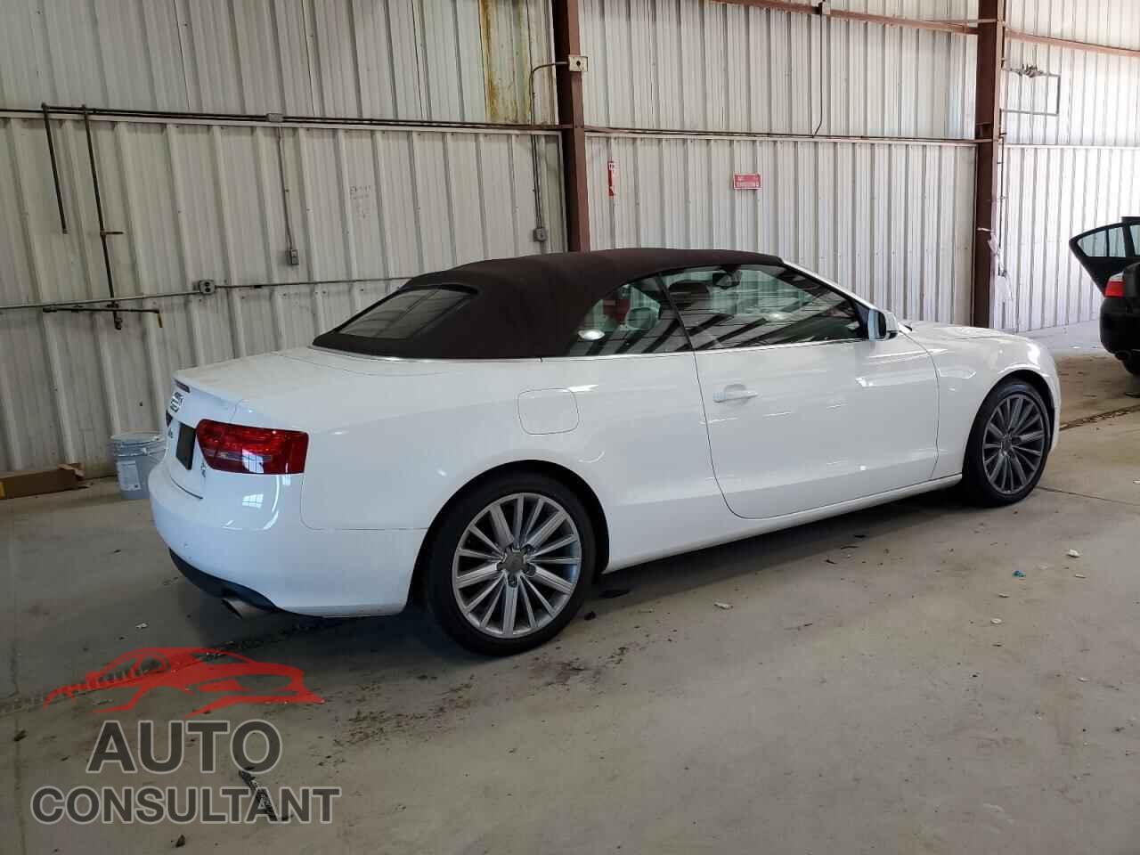 AUDI A5 2012 - WAULFAFH7CN000502