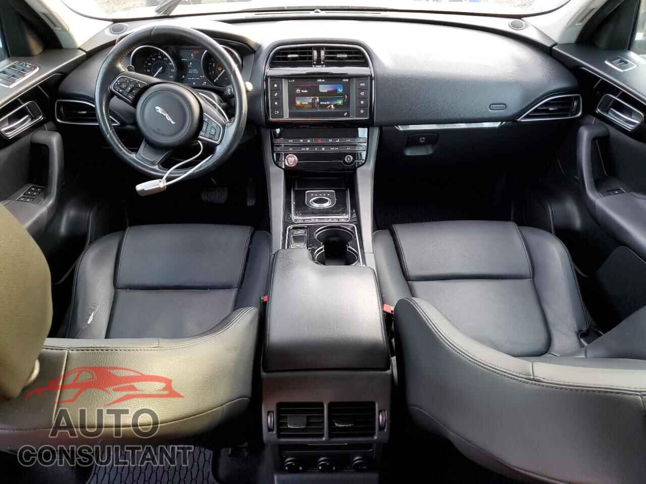 JAGUAR F-PACE 2017 - SADCJ2BV3HA070780