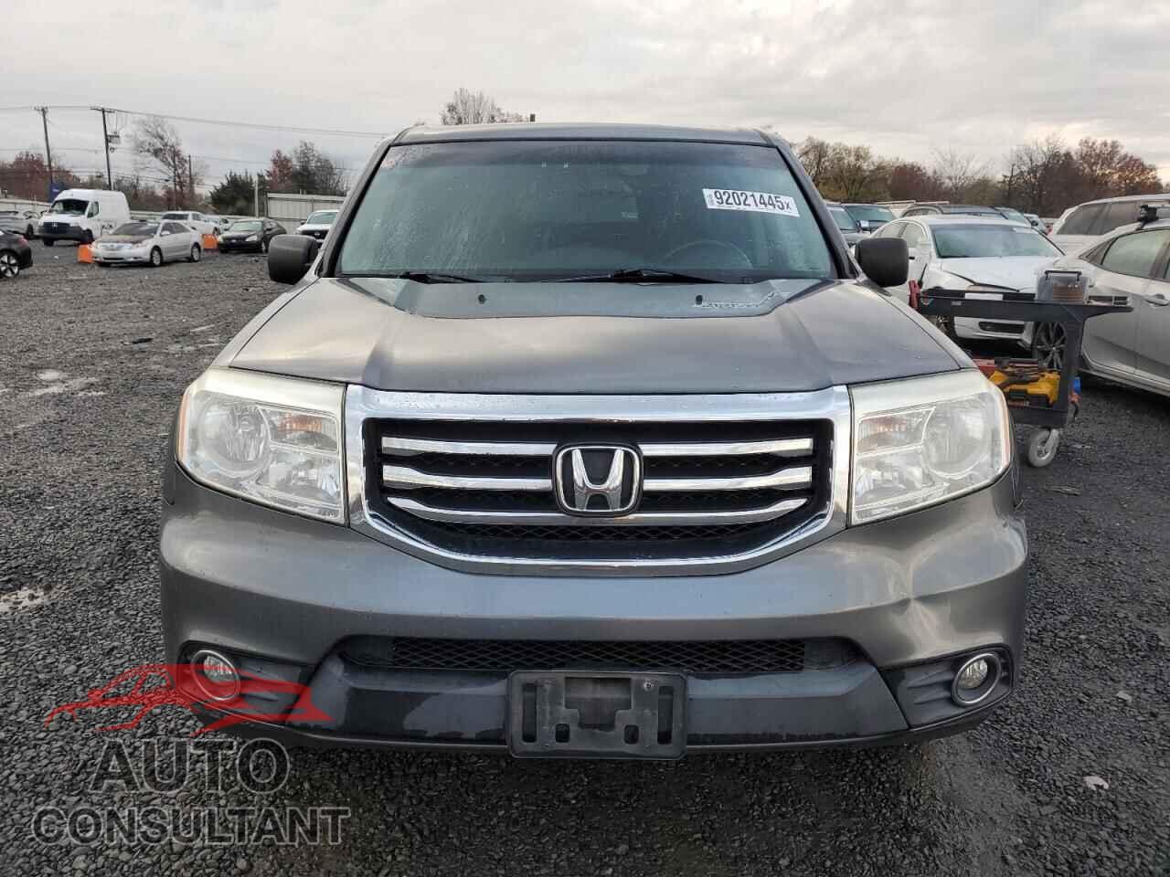HONDA PILOT 2012 - 5FNYF4H71CB045674