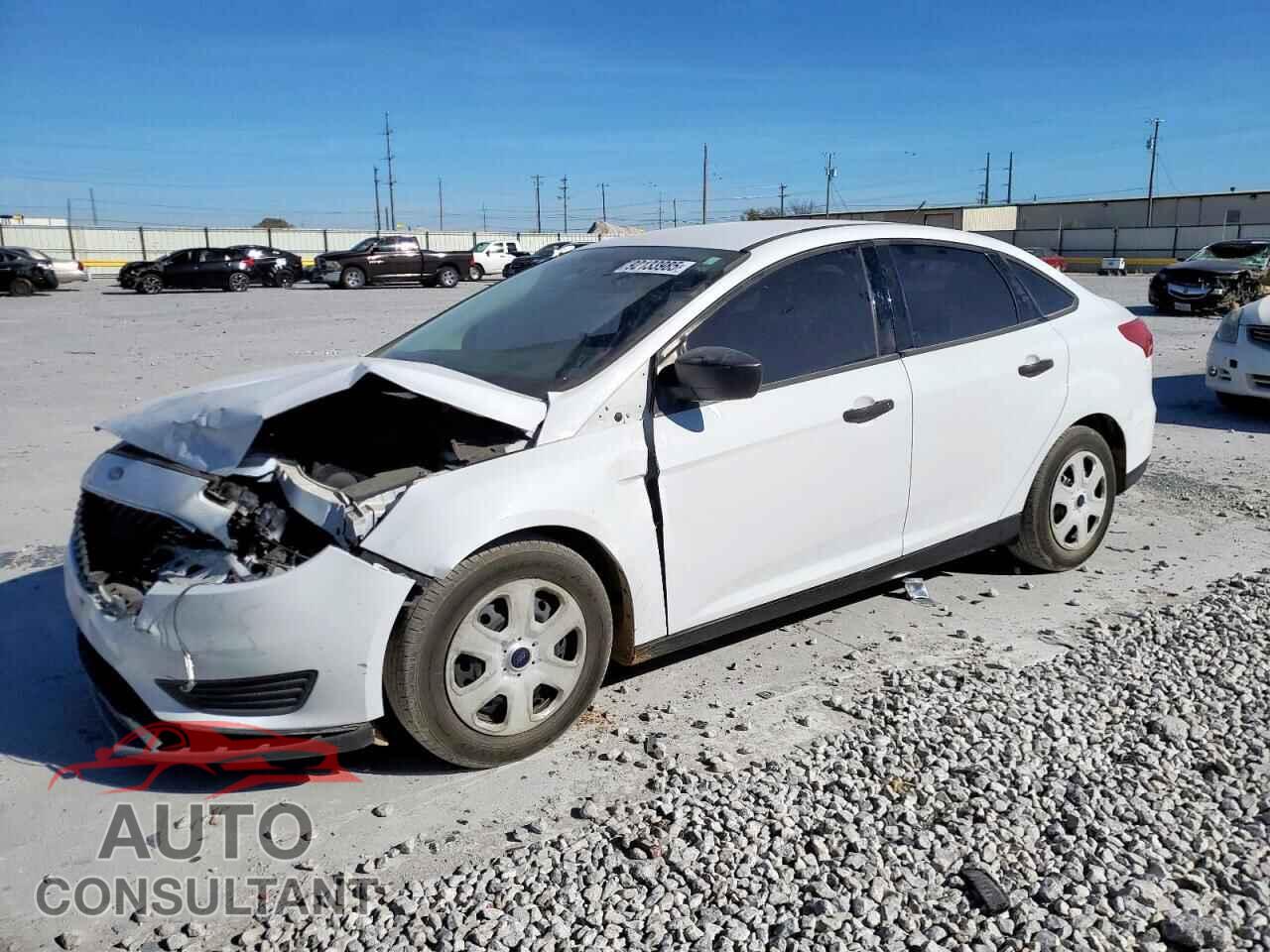 FORD FOCUS 2017 - 1FADP3E26HL276627