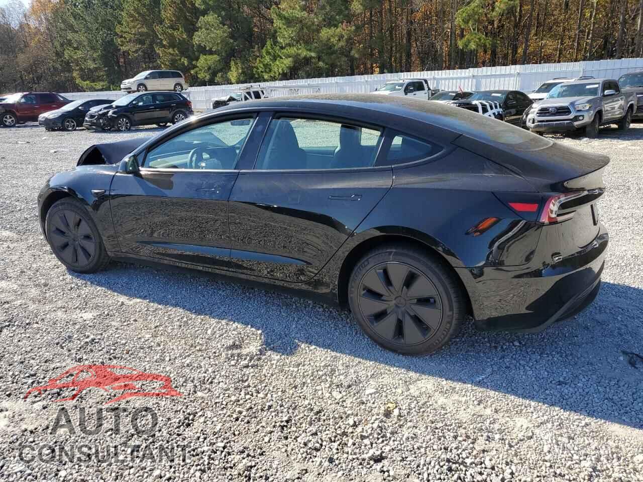 TESLA MODEL 3 2025 - 5YJ3E1EA5SF067378