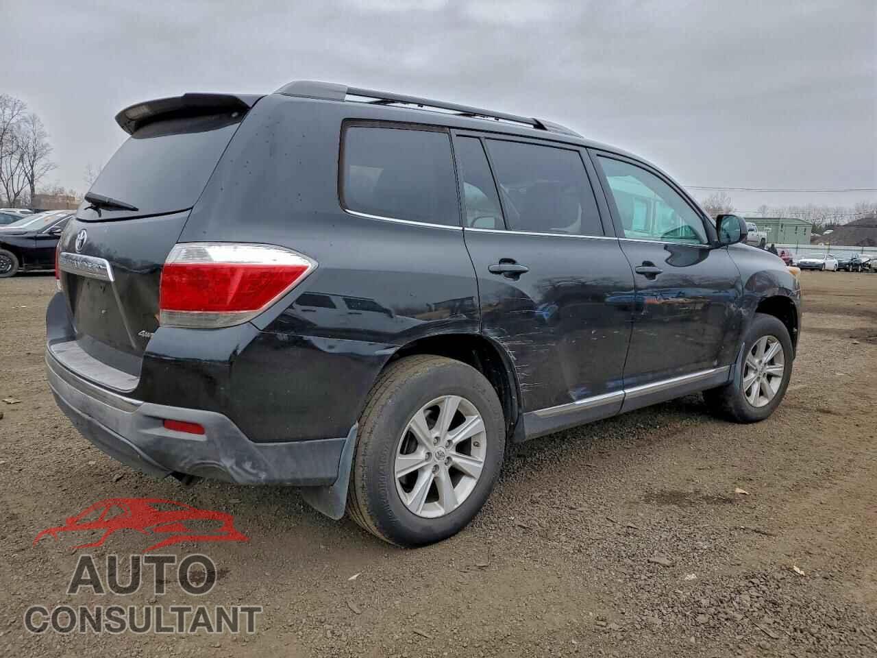 TOYOTA HIGHLANDER 2012 - 5TDBK3EH4CS156479