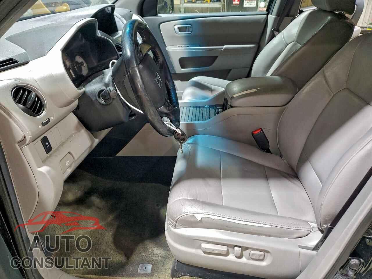 HONDA PILOT 2013 - 5FNYF3H51DB043546