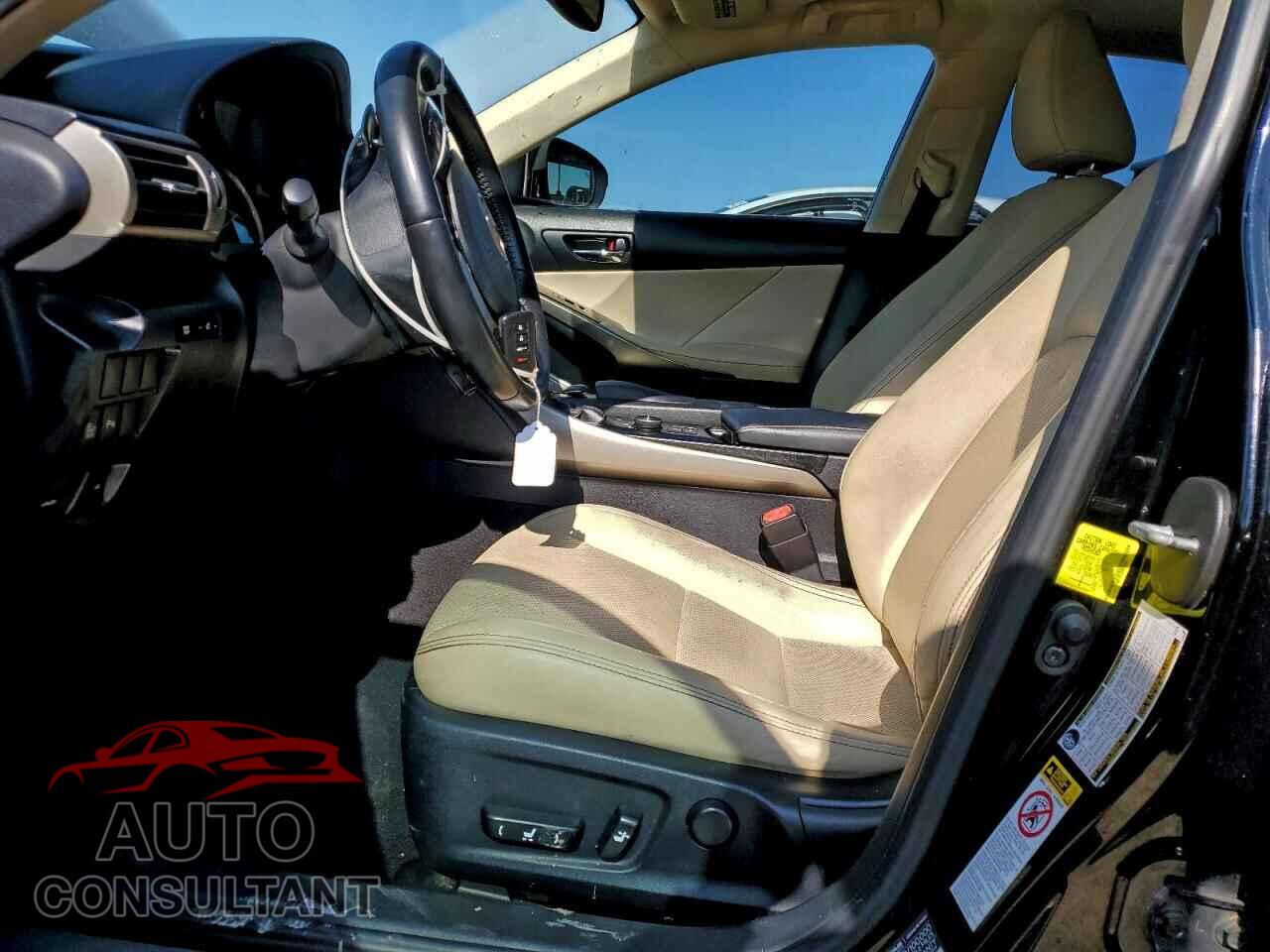 LEXUS IS 2014 - JTHBF1D25E5016020